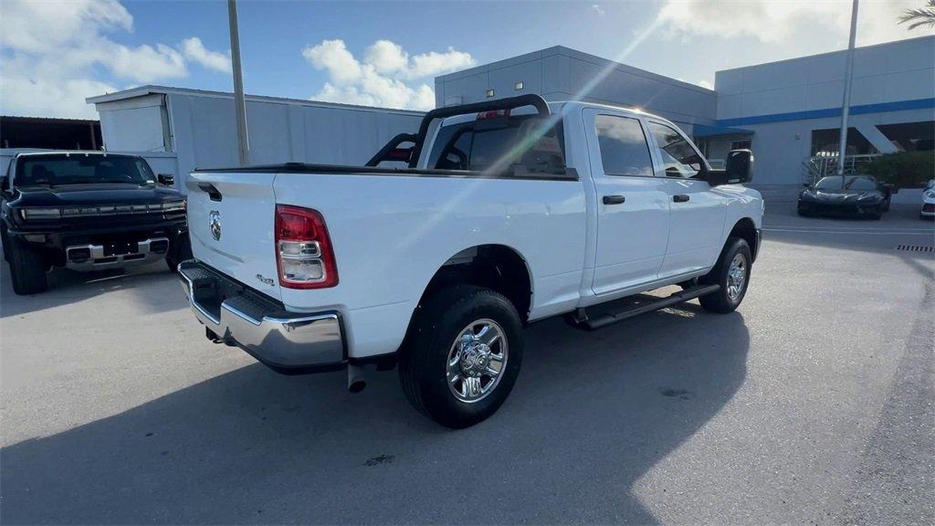 Ram 2500 Tradesman 4Wd Crew Cab - Thumbnail 9