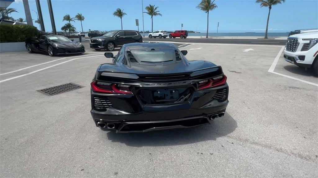 Chevrolet Corvette Stingray Rwd - Thumbnail 8