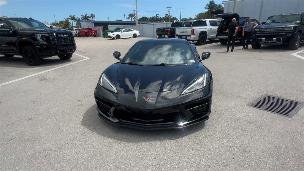 Chevrolet Corvette Stingray Rwd - Thumbnail 4