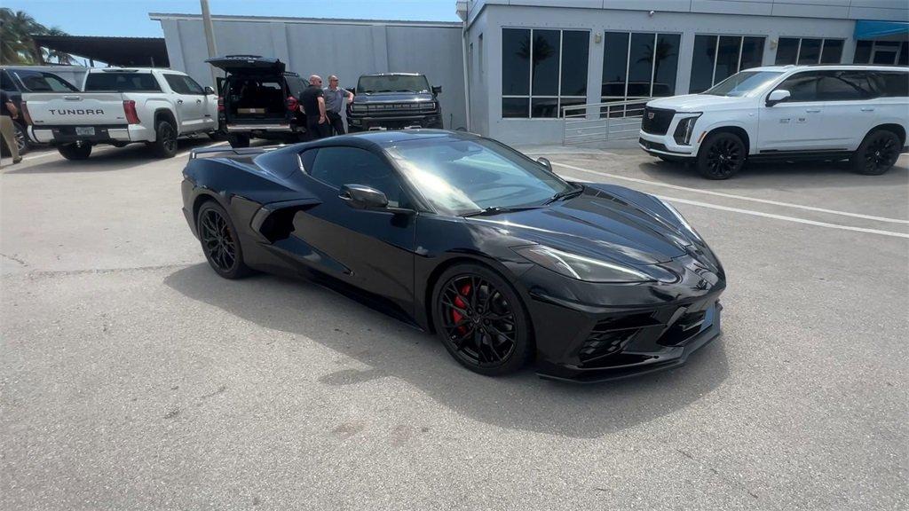 Chevrolet Corvette Stingray Rwd - Thumbnail 3