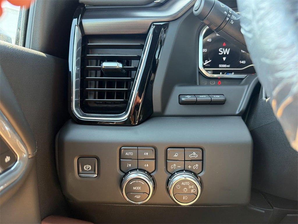 Gmc Sierra 2500Hd Denali Ultimate 4Wd Crew Cab - Thumbnail 19