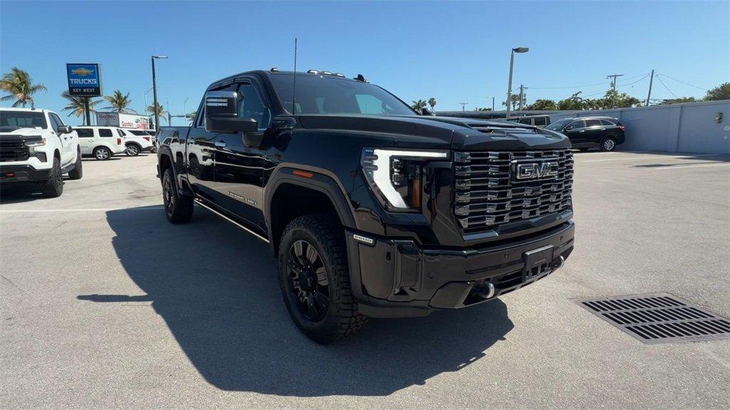 Gmc Sierra 2500Hd Denali Ultimate 4Wd Crew Cab - Thumbnail 5