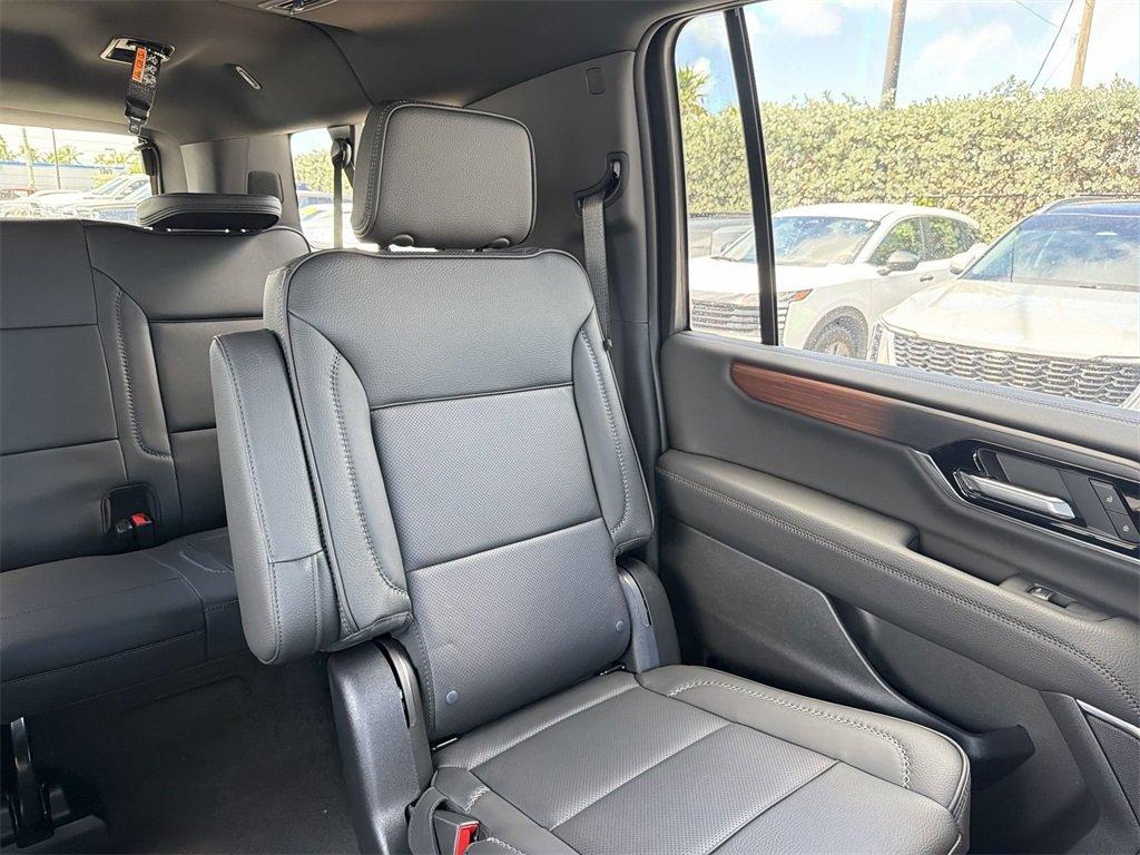 Gmc Yukon Xl Denali 4Wd - Thumbnail 15