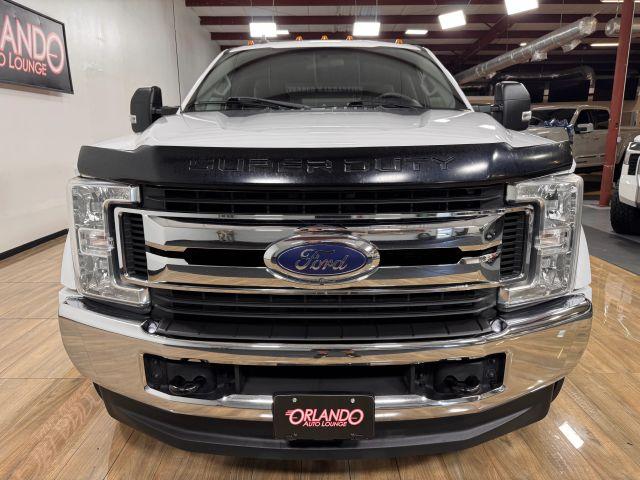 FORD F450 SUPER DUTY CREW CAB - Thumbnail 2