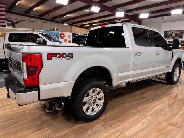 FORD F250 SUPER DUTY CREW CAB - Thumbnail 5