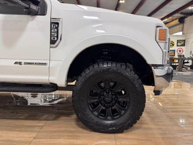 FORD F250 SUPER DUTY CREW CAB - Thumbnail 4