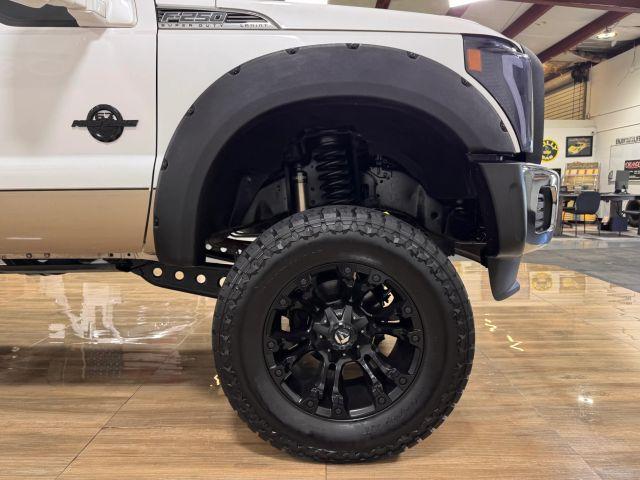 FORD F250 SUPER DUTY CREW CAB - Thumbnail 4