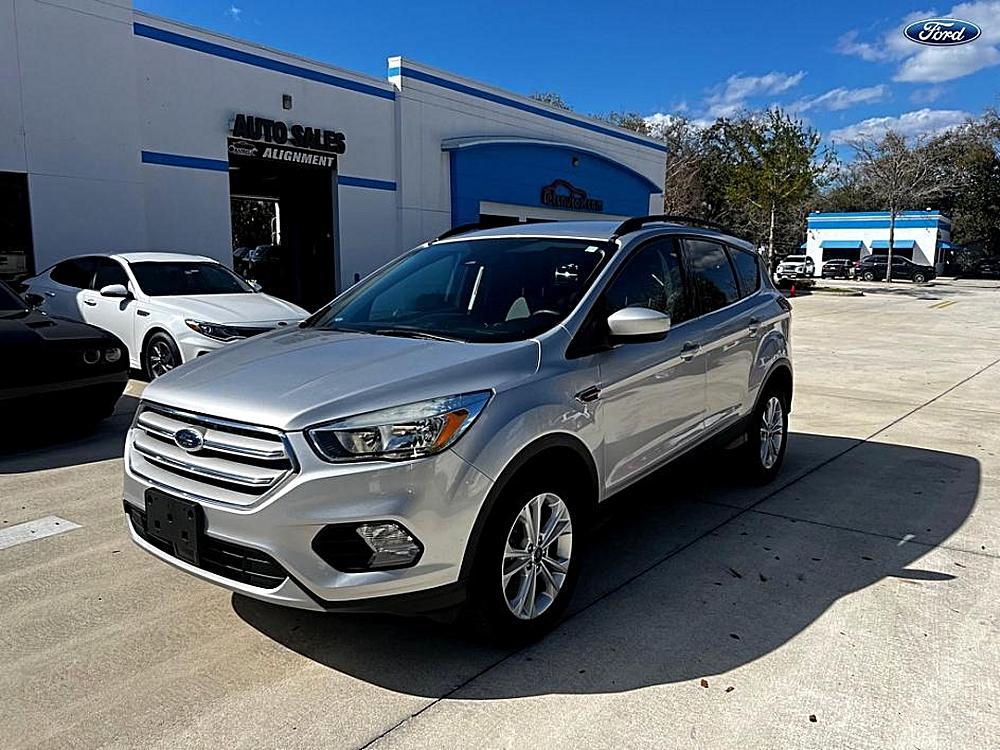 Ford ESCAPE - View 1