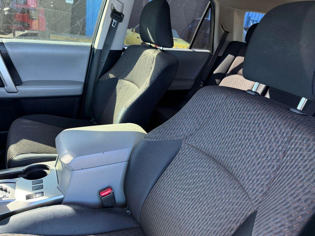 Toyota 4Runner - Thumbnail 17