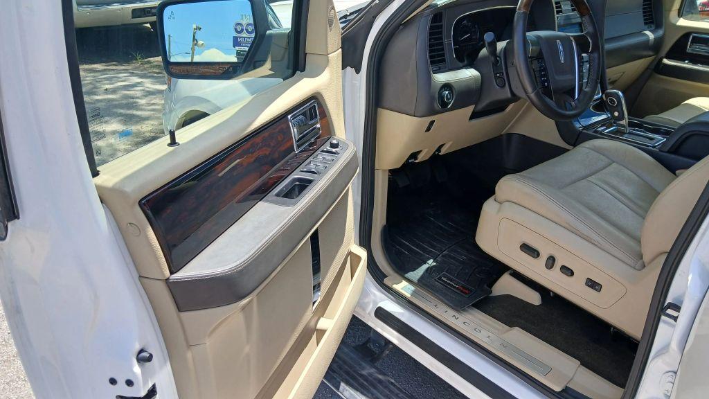 Lincoln Navigator L - Thumbnail 17
