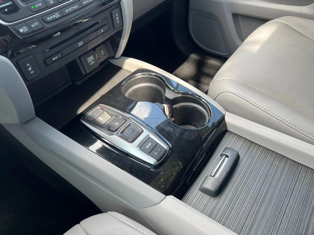 Honda Pilot - Thumbnail 5