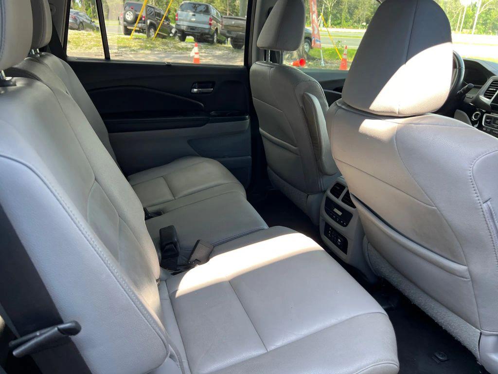 Honda Pilot - Thumbnail 15