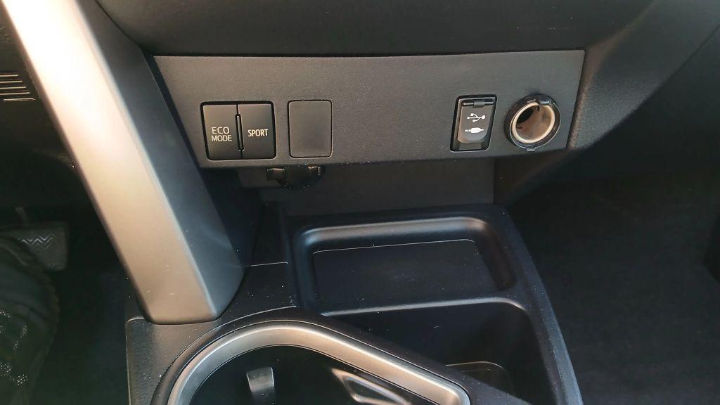 Toyota Rav4 - Thumbnail 5