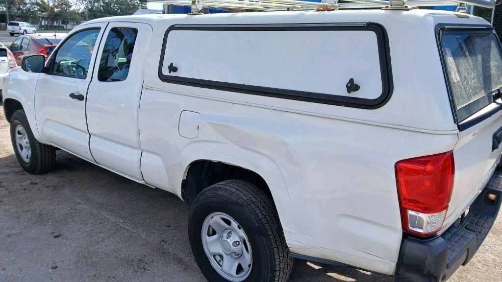 Toyota Tacoma Access Cab - Thumbnail 8