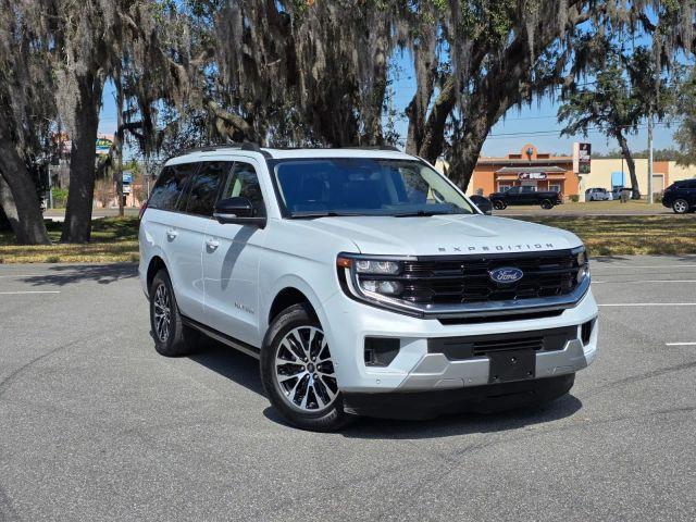 Ford Expedition - View 1