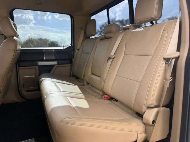 Ford F250 Super Duty Crew Cab - Thumbnail 6