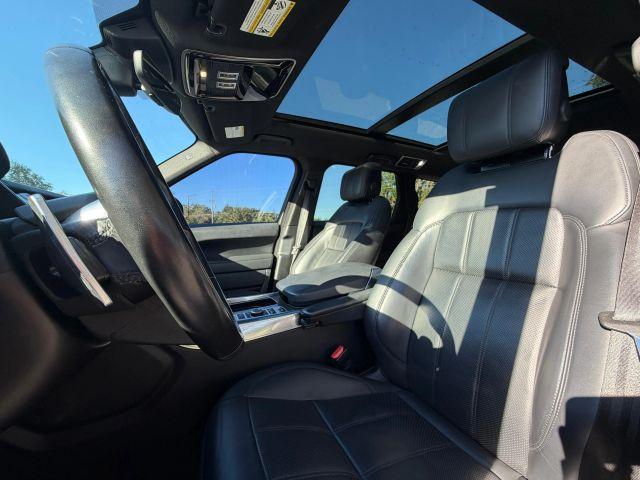 Land Rover Range Rover Sport - Thumbnail 13