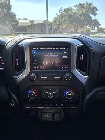 Chevrolet Silverado 1500 Crew Cab - Thumbnail 6