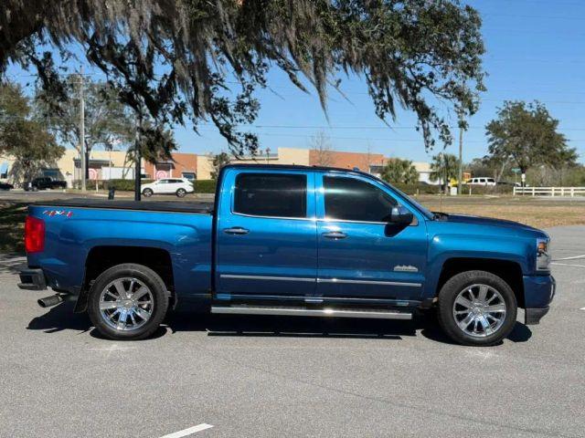 Chevrolet Silverado 1500 Crew Cab - Thumbnail 8