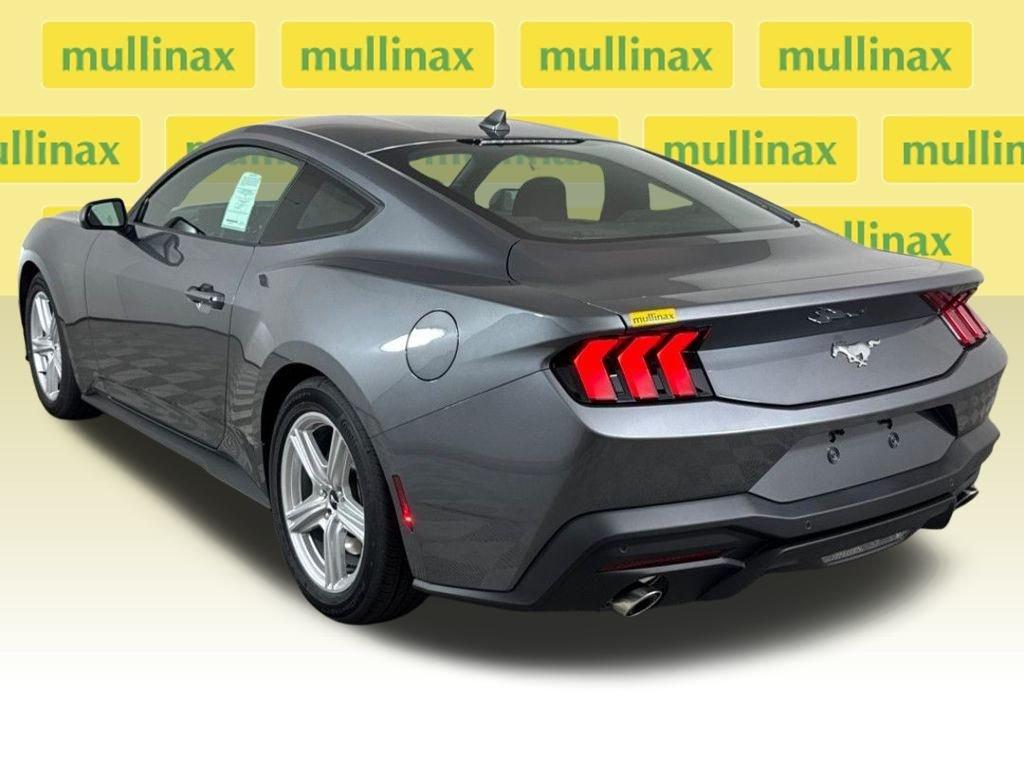 Ford Mustang Ecoboost Rwd 2D Coupe - Thumbnail 6