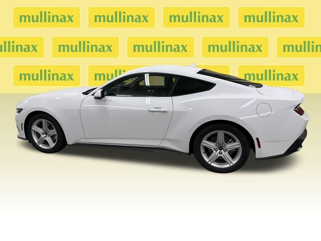 Ford Mustang Ecoboost Rwd 2D Coupe - Thumbnail 12