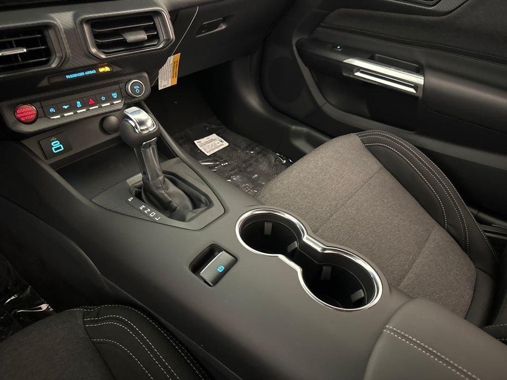 Ford Mustang Ecoboost Rwd 2D Coupe - Thumbnail 17