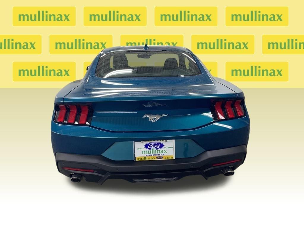 Ford Mustang Ecoboost Rwd 2D Coupe - Thumbnail 8