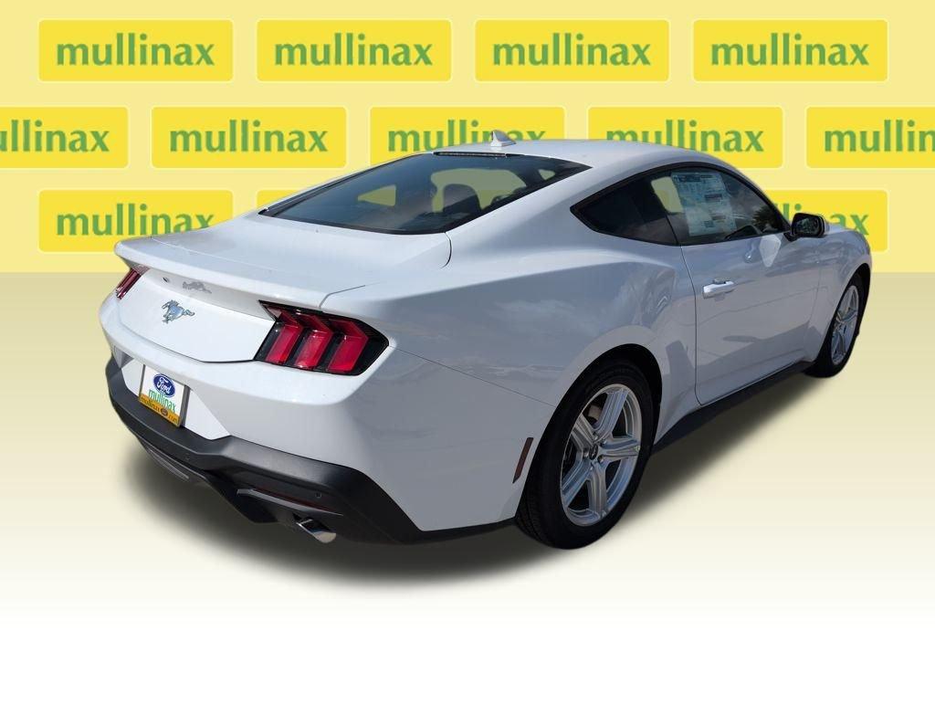 Ford Mustang Ecoboost Rwd 2D Coupe - Thumbnail 4