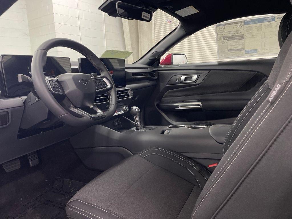 Ford Mustang Ecoboost Rwd 2D Coupe - Thumbnail 7