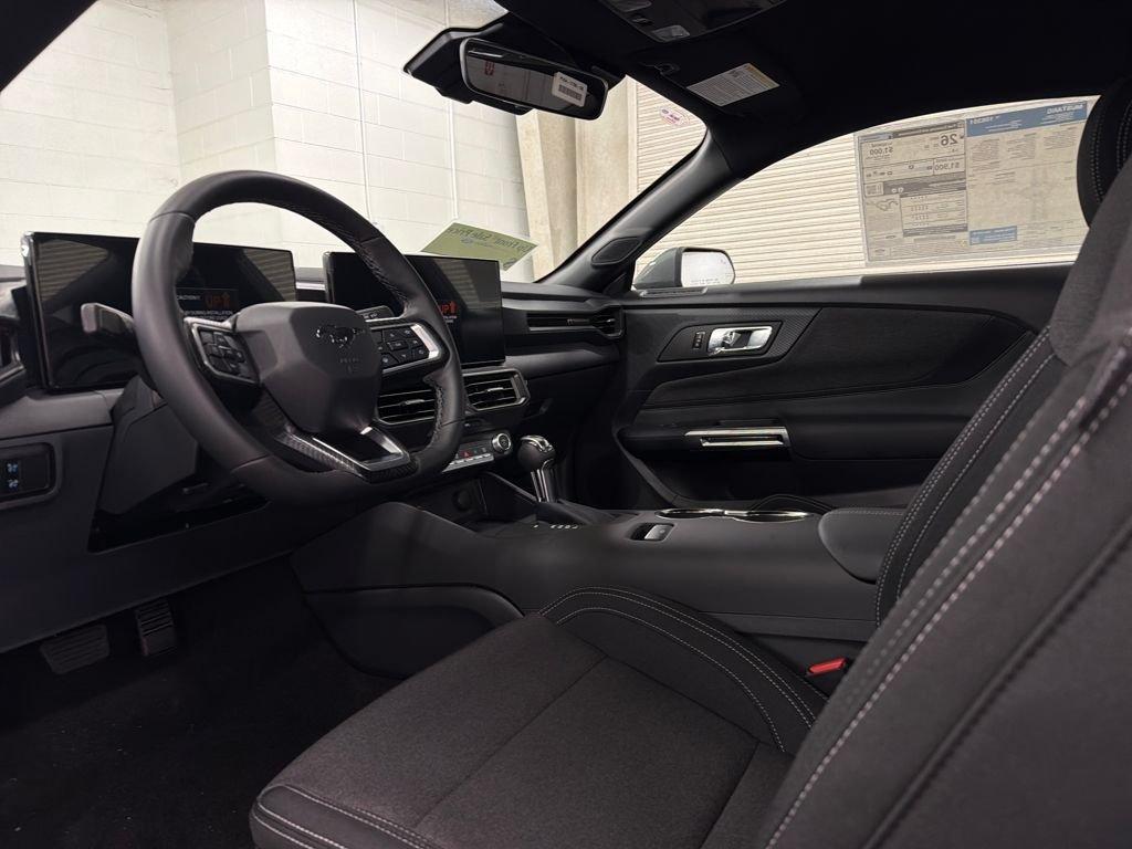 Ford Mustang Ecoboost Rwd 2D Coupe - Thumbnail 8