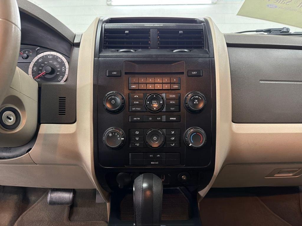 Ford Escape Xls Fwd 4D Sport Utility - Thumbnail 20