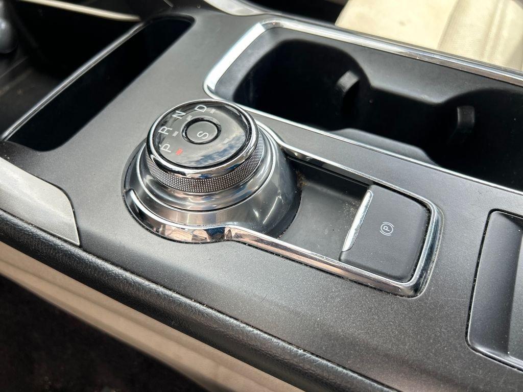 Ford Fusion Se Fwd 4D Sedan - Thumbnail 19