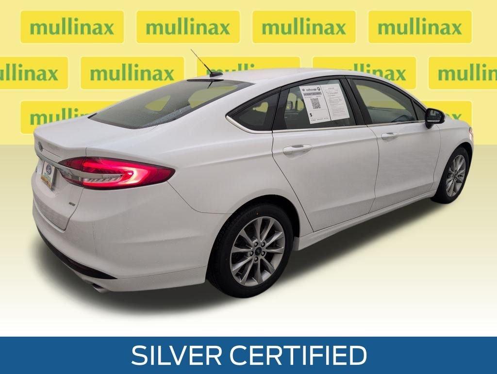 Ford Fusion Se Fwd 4D Sedan - Thumbnail 4