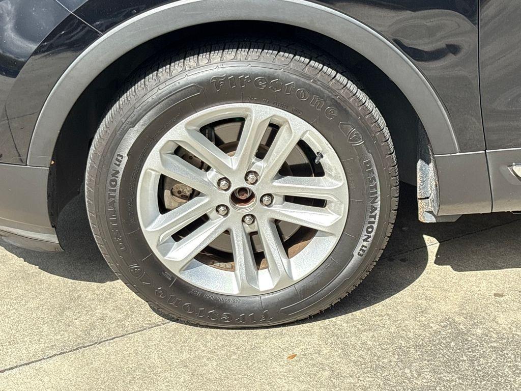 Ford Explorer Xlt Fwd 4D Sport Utility - Thumbnail 12