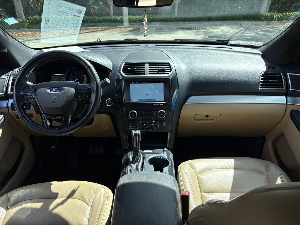 Ford Explorer Xlt Fwd 4D Sport Utility - Thumbnail 8