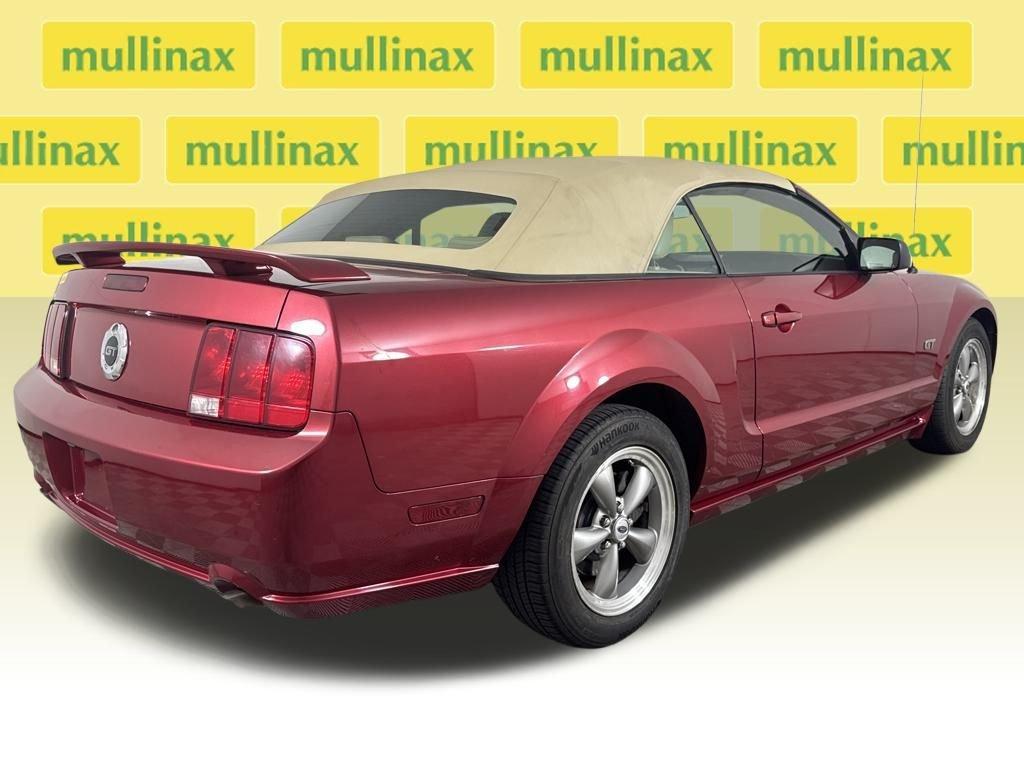 Ford Mustang Gt Premium Rwd 2D Convertible - Thumbnail 5