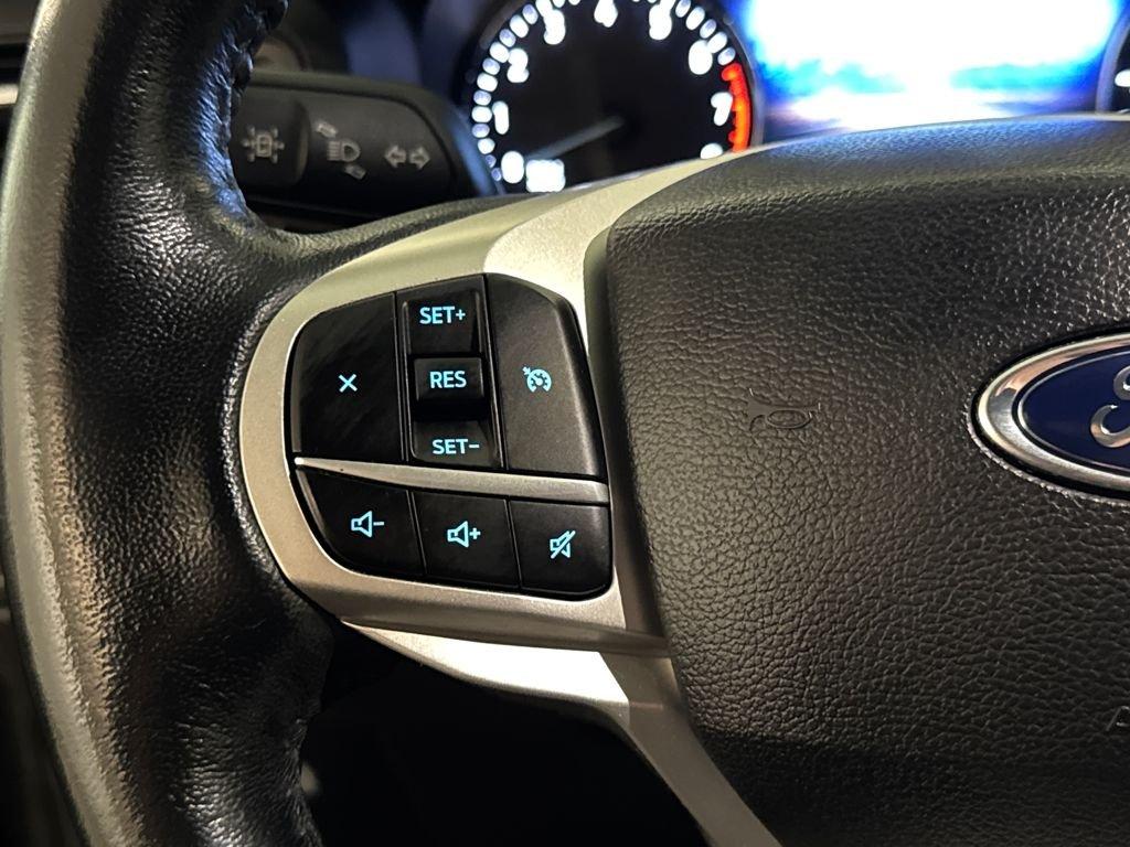 Ford Explorer Xlt Rwd 4D Sport Utility - Thumbnail 17