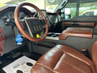 Ford F250 Super Duty Crew Cab - Thumbnail 3