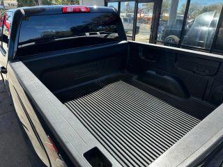 Chevrolet Silverado 1500 Crew Cab - Thumbnail 3