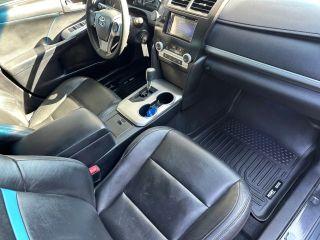 Toyota Camry - Thumbnail 20