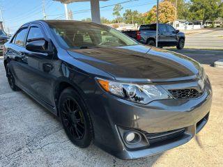 Toyota Camry - Thumbnail 13