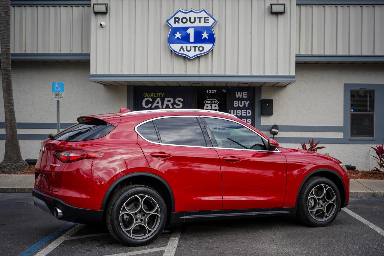 Alfa Romeo Stelvio - Thumbnail 4