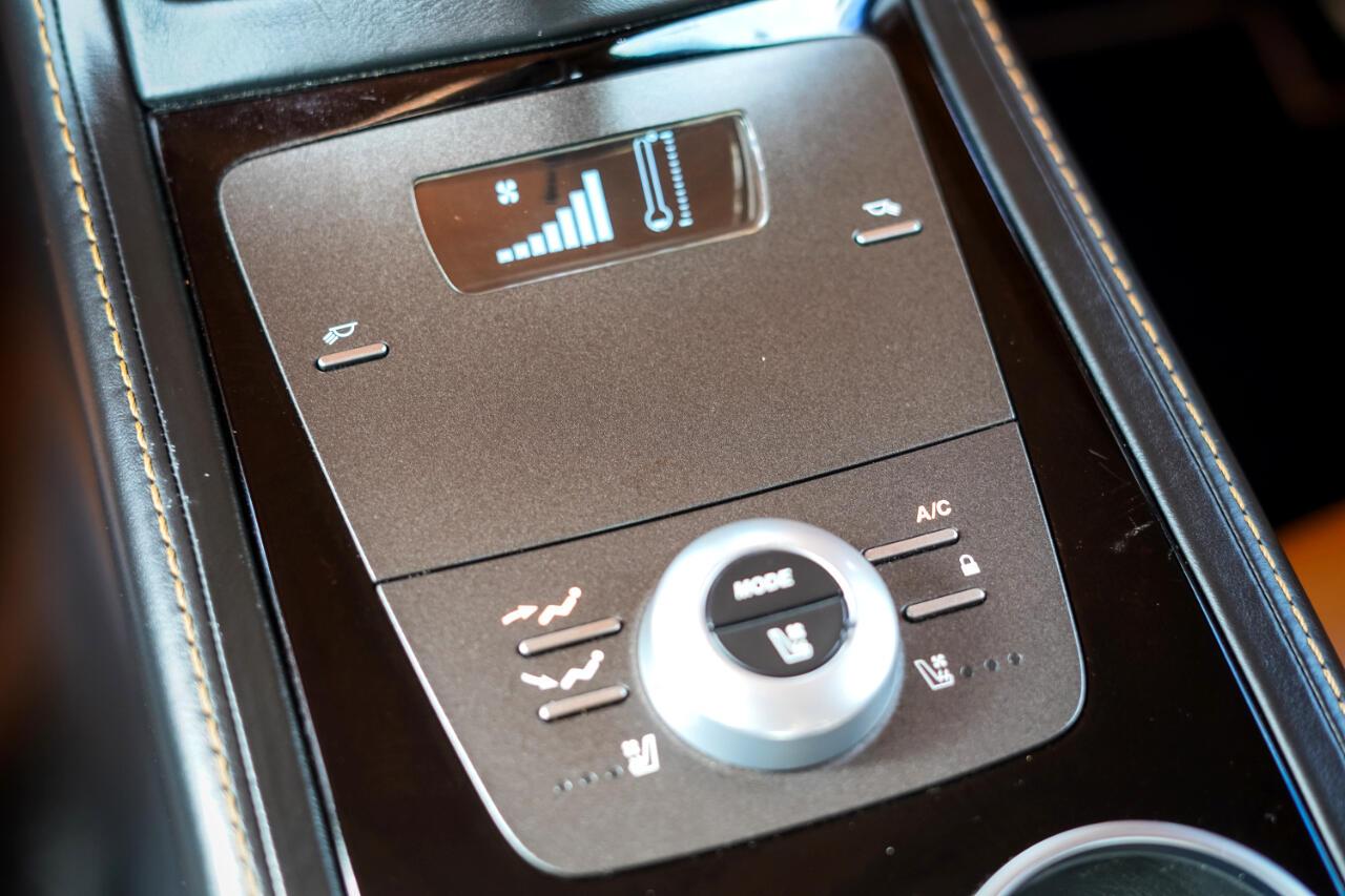 Aston Martin Rapide - Thumbnail 14