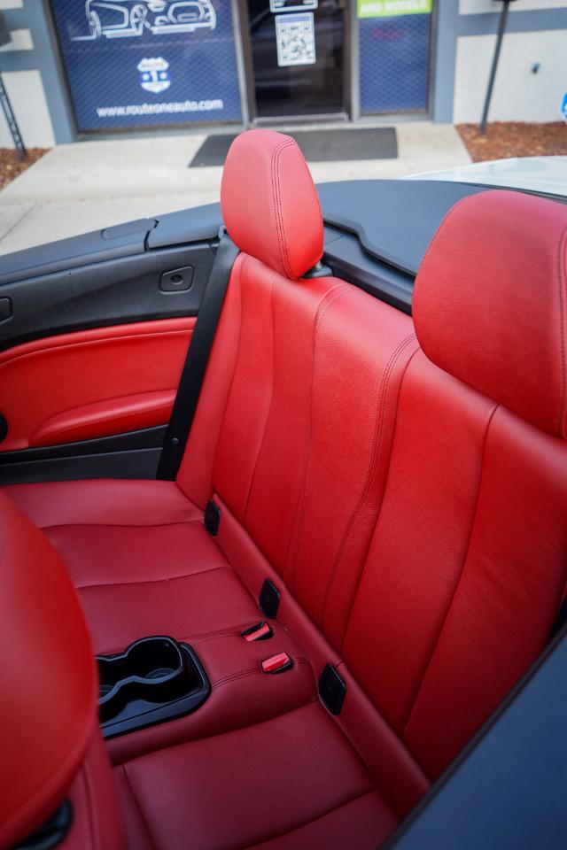 Bmw 2-Series - Thumbnail 2