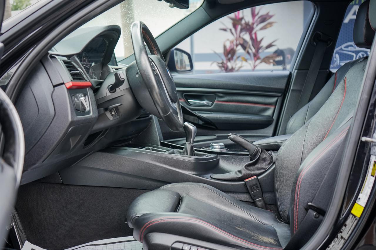 Bmw 3-Series - Thumbnail 8