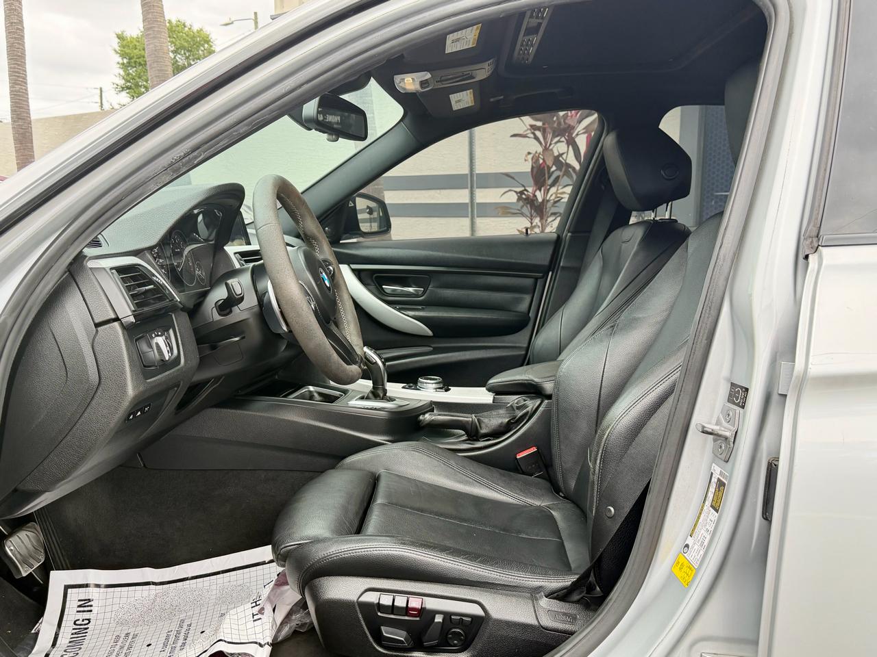 Bmw 3-Series - Thumbnail 8