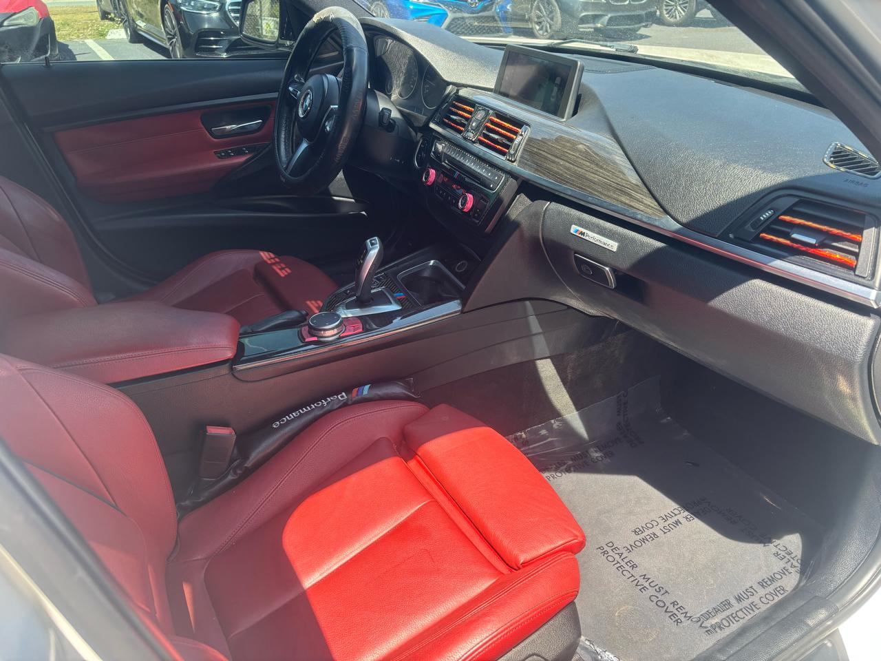 Bmw 3-Series - Thumbnail 9