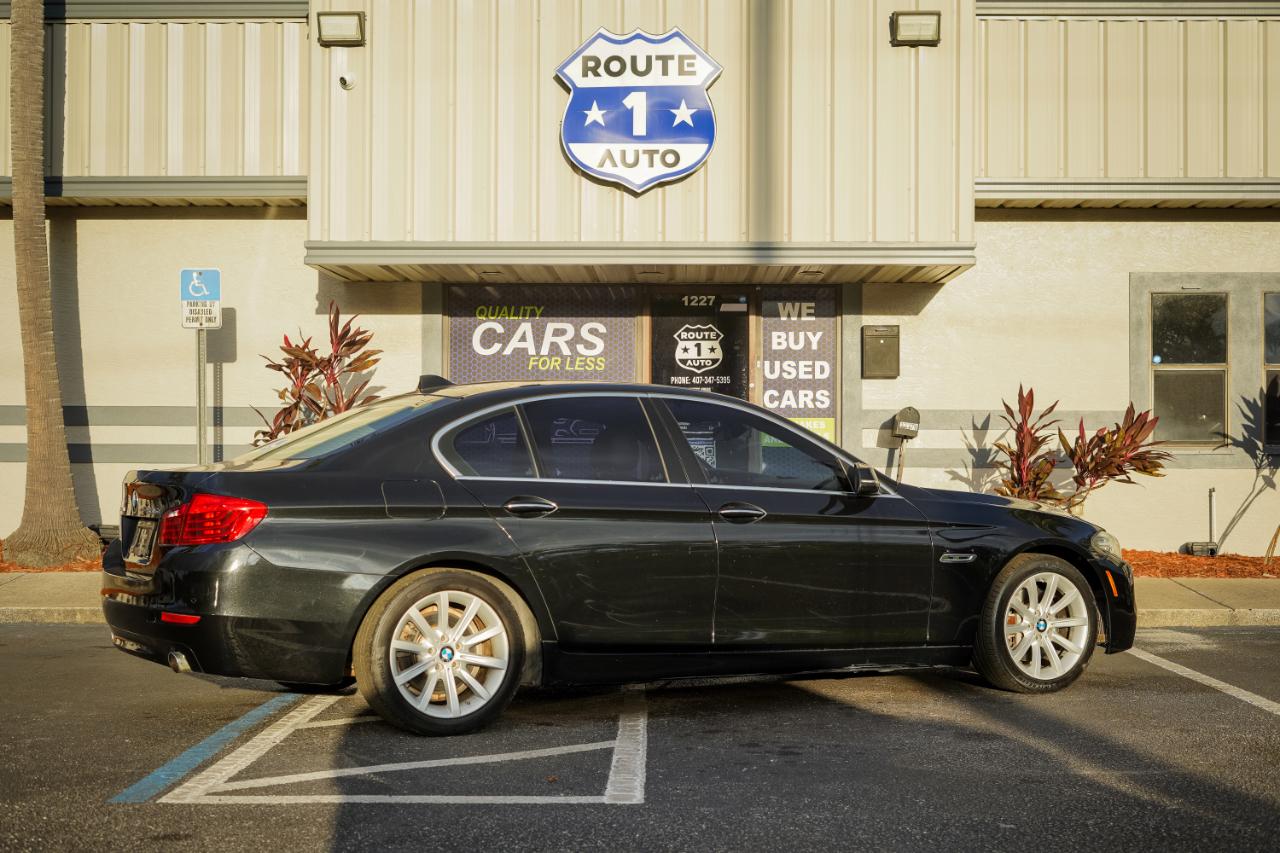 Bmw 5-Series - Thumbnail 4