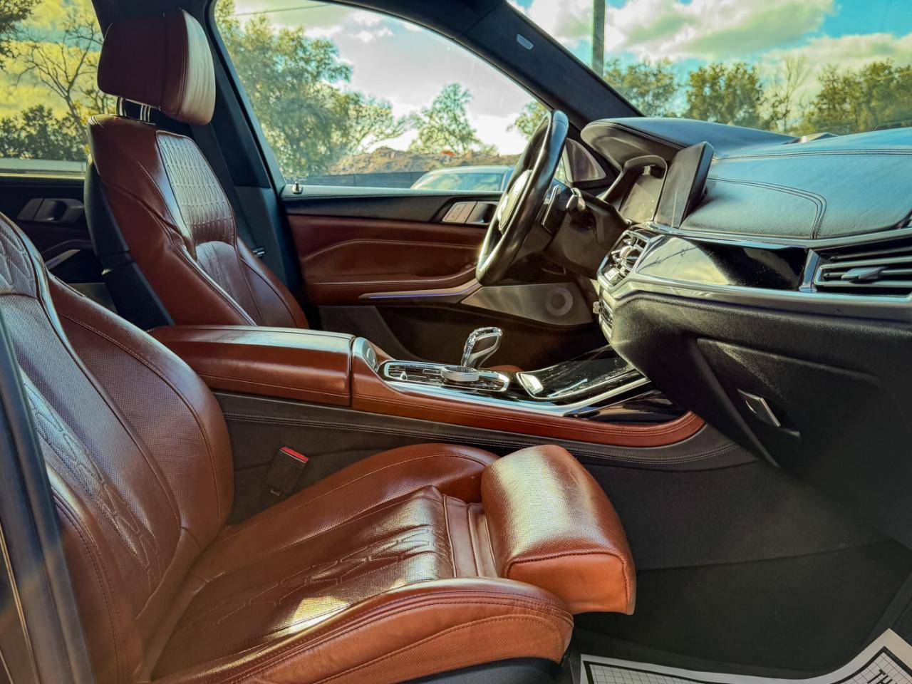 Bmw X7 - Thumbnail 8