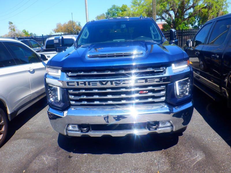 Chevrolet Silverado 2500Hdcrew Ltz 4X4 - Thumbnail 3